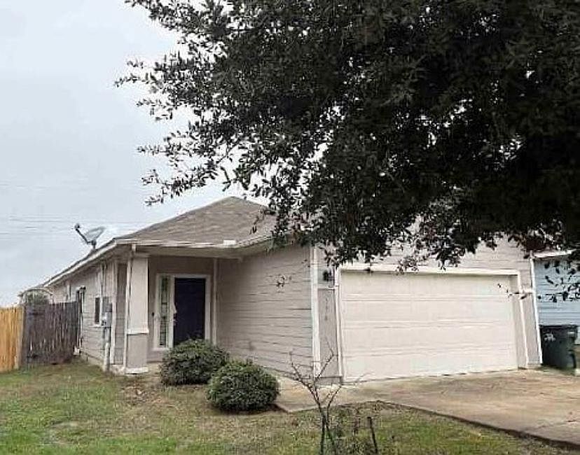 1st image of 374 Triumph Rd