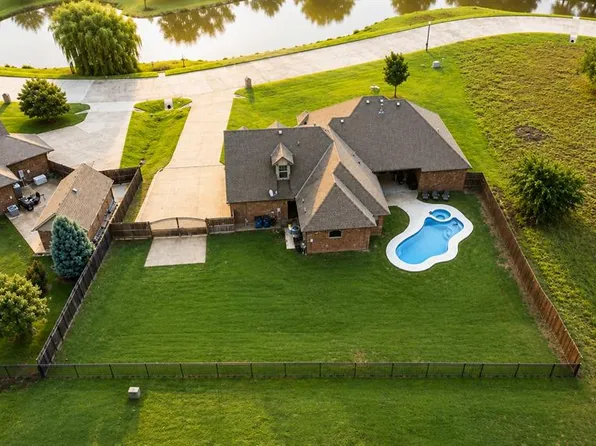 3525 Abby Ln, Newcastle, OK 73065