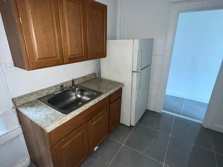 759 Highland Ave #H6 — Photo 9