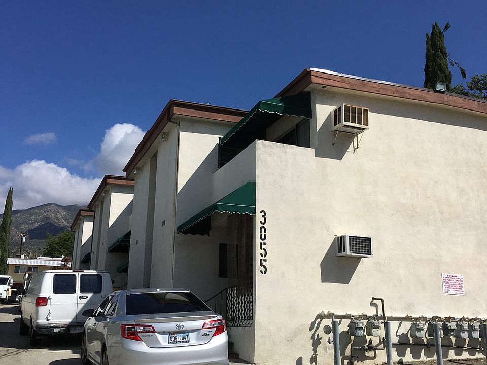 View of the apartment building