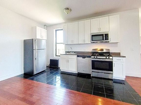 2nd image of 86-50 77th St #6G