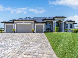 11985 Princess Grace Ct, Cape Coral, FL 33991