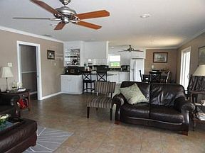2nd image of 1025 County Road 3131