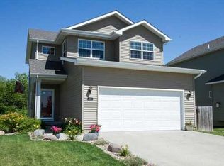 4233 E 48th St, Des Moines, IA 50317