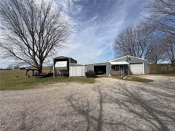 2nd image of 11960 Little Ln