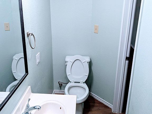 4th image of 310 N Tapeyste Ave #14