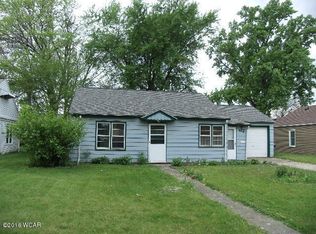 412 E Main St, Marshall, MN 56258