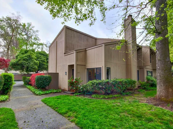 902 Vanderbilt Way, Sacramento, CA 95825