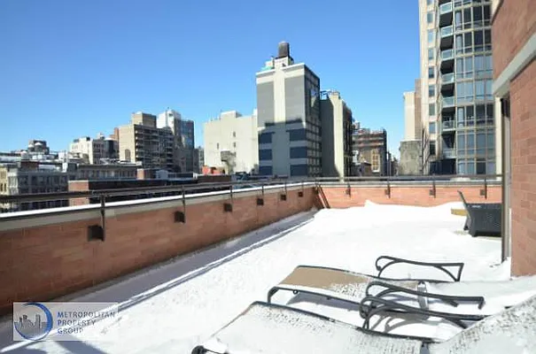 Rented by Metropolitan Property Group | media 23