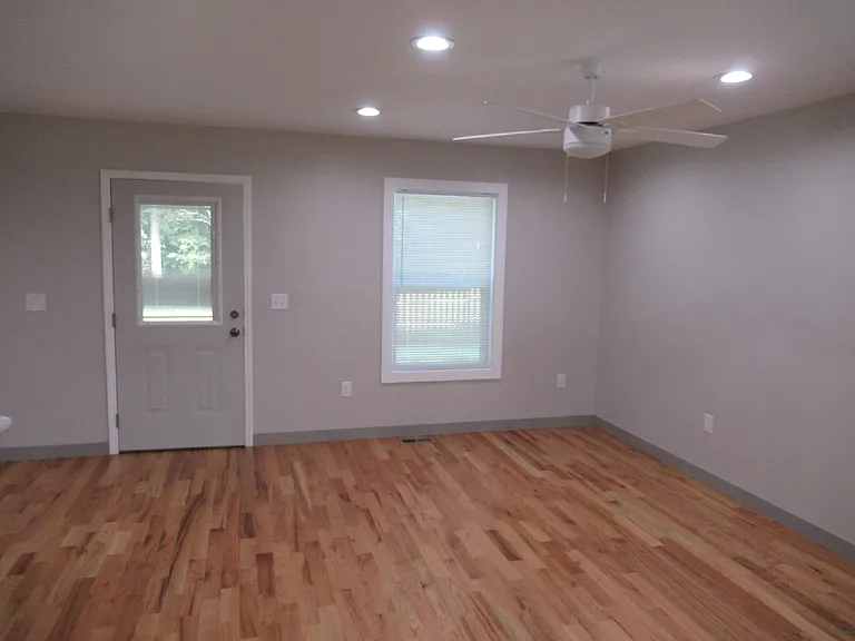 251B S B Ave — Photo 10