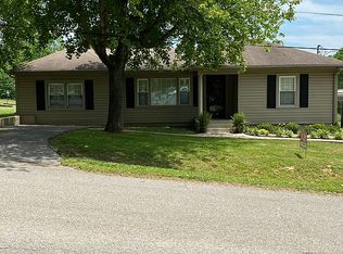 340 N 8th St, Central City, KY 42330