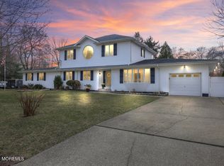 16 Locust Ave, Jackson, NJ 08527