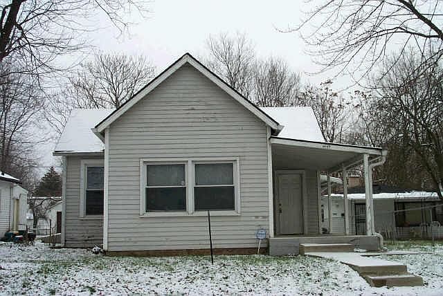 1st image of 4449 N Norwaldo Ave