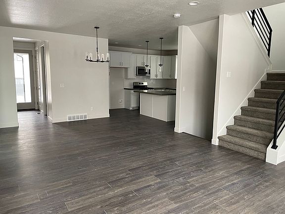 3rd image of 4380 W Bergen Ln