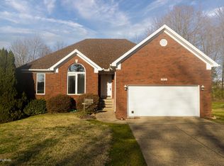 5913 Bocagrande Dr, Louisville, KY 40219