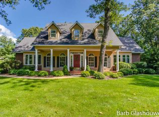 1758 Sterling Oaks Ct, Ada, MI 49301