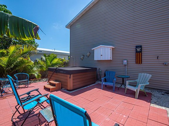 2nd image of 550 83rd Street Ocean Hwy