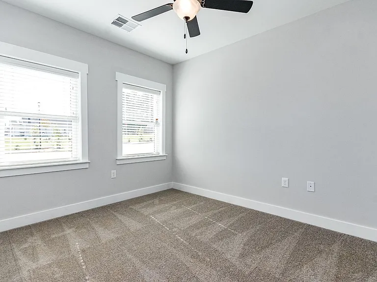 629 N. O'Neil St. — Photo 7