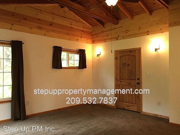 3rd image of 22533 Golf Club Dr