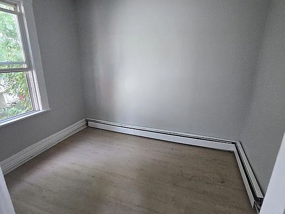 2nd image of 644 15th Ave APT 1