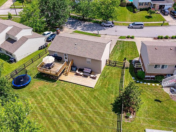 3rd image of 4974 Francisview Dr
