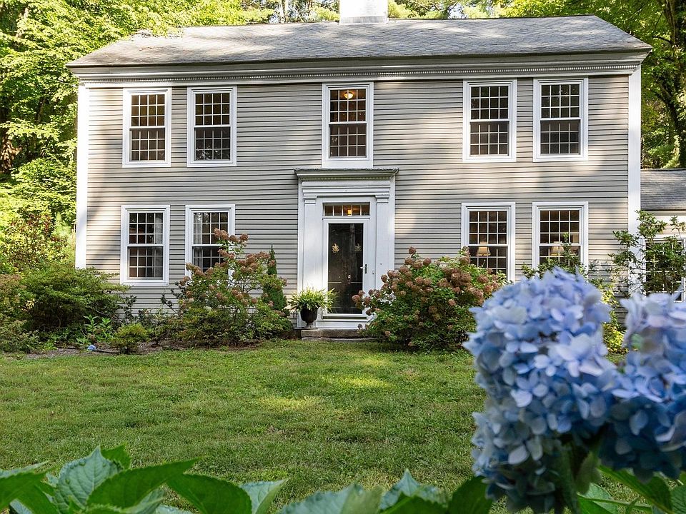 1st image of 533 Lowell Rd