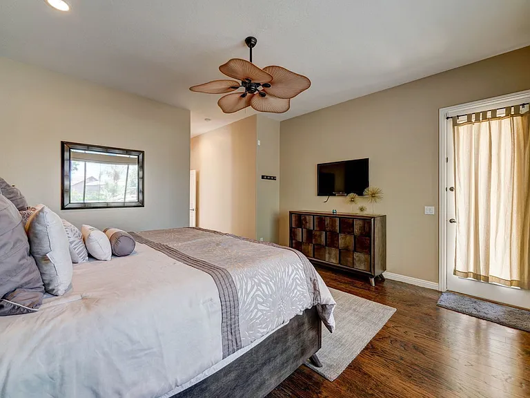 4221 S Danyell Dr — Photo 28