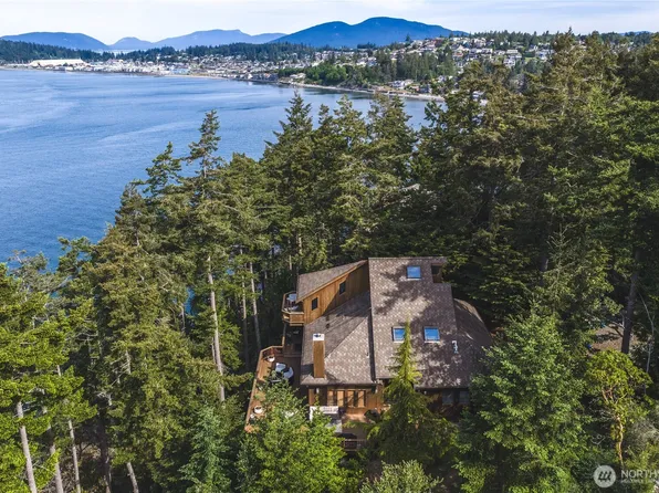 11310 Marine Lane, Anacortes, WA 98221