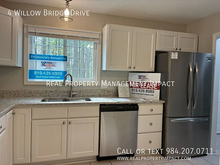 4 Willow Bridge Dr — Photo 11