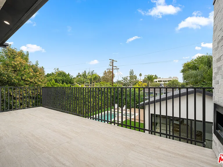 4740 Sunnyslope Ave — Photo 34