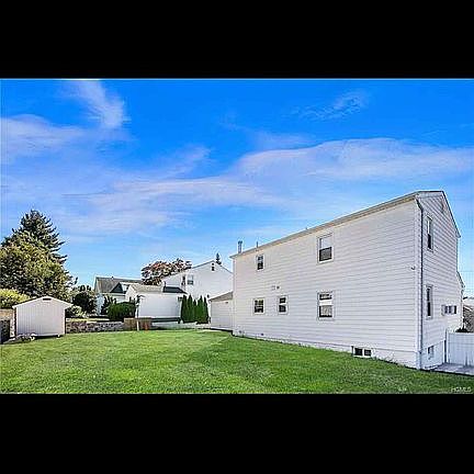 2nd image of 138 Wickes Ave