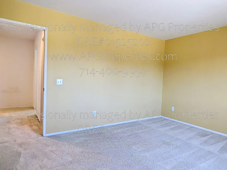 2439 N Cameo Ct — Photo 38
