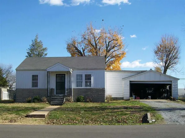 583 Elder St, Calvert City, KY 42029