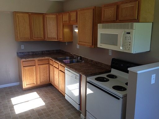 5th image of 5635 Alvina Ave #A