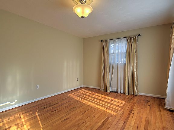 3rd image of 227 Highland St SE