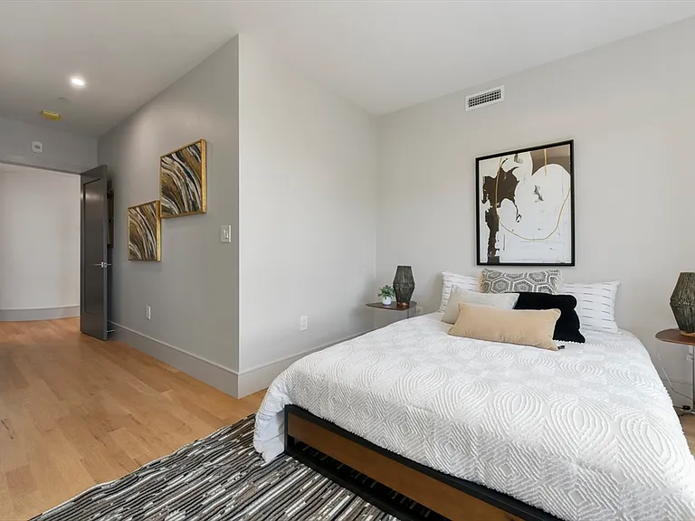 19 Clapp St #4 — Photo 7