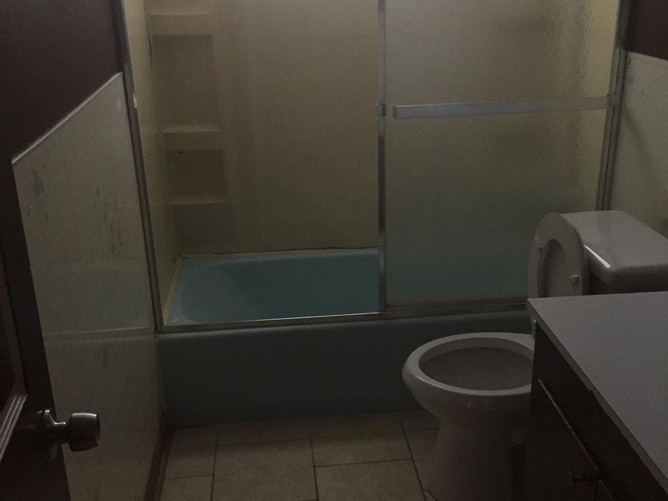 1st image of 629 Eucalyptus St