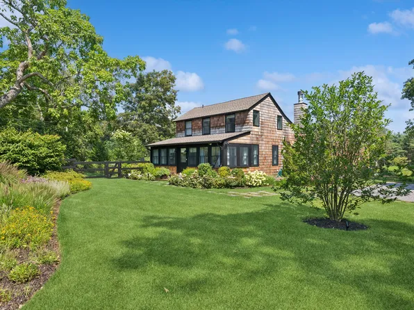 244 Edge Of Woods Rd, Southampton, NY 11968