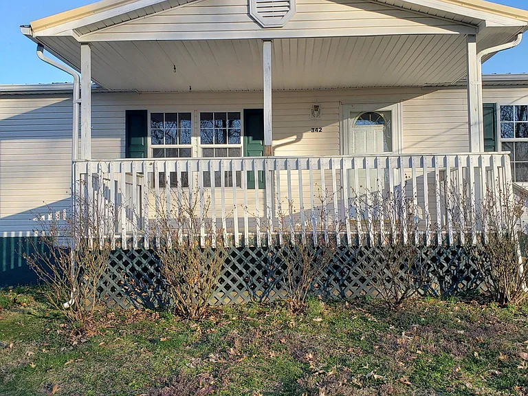 Davy Crockett Rd — Photo 30
