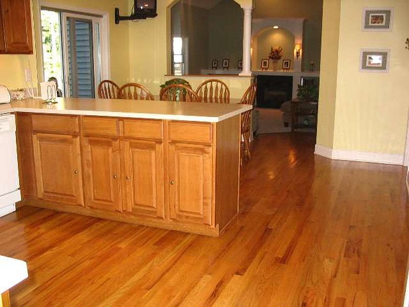 3rd image of 5000 COLONIAL Drive