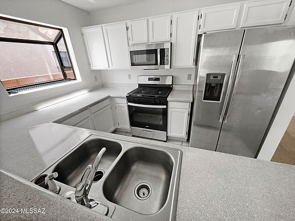 2nd image of 8534 N Winchester Creek Dr