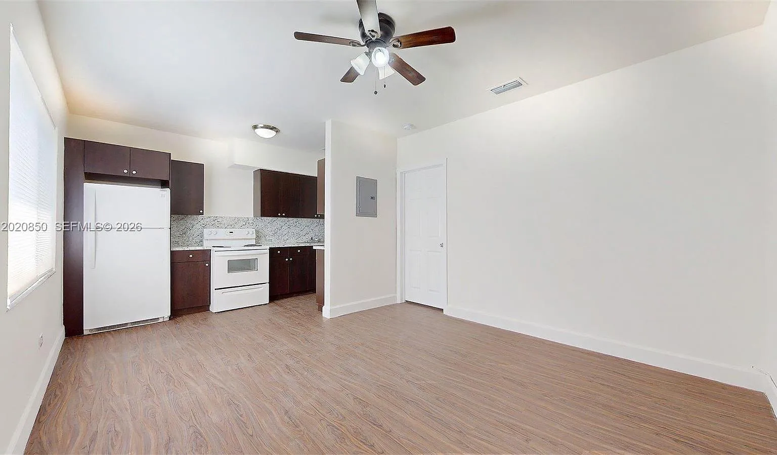 Hialeah 7th Addn — Photo 4