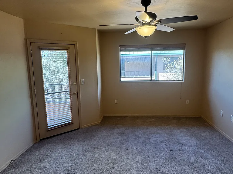 1870 Horizon Way #D — Photo 14