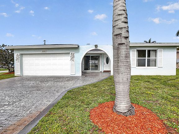 2nd image of 2205 NW 72nd Avenue