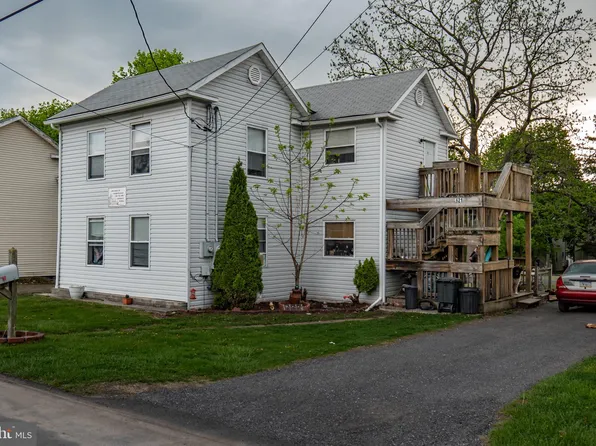 121 Hill St, Frostburg, MD 21532