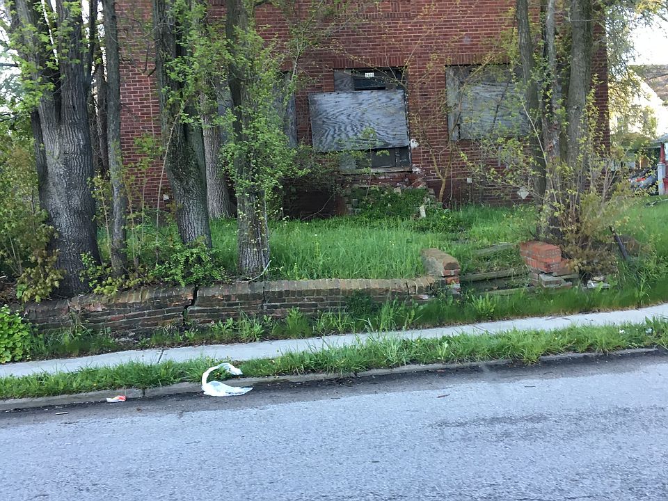 1st image of 1400 Lakefront Ave