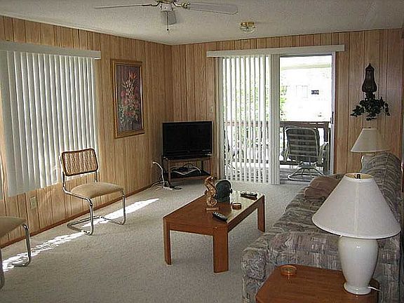 3rd image of 13035 Cabin Ct