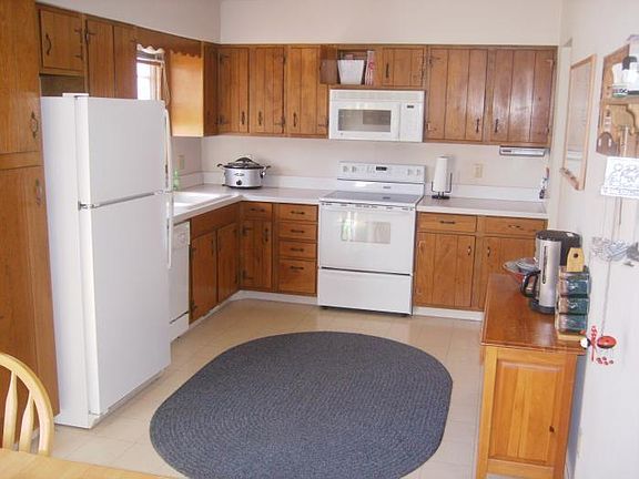 Open Eat In Kitchen