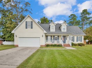 8246 Umstead Rd, Fayetteville, NC 28304