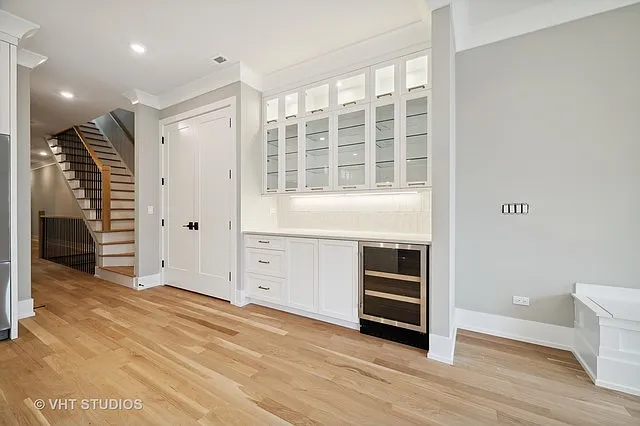 2614 W Chicago Ave #3 — Photo 8